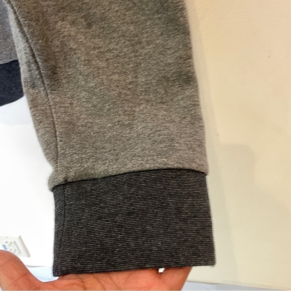 Ted Baker London 1/4 Zip Pullover Sweater Leather Trim Grey Size 7 - Picture 8 of 14